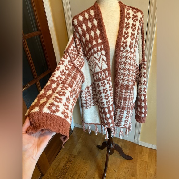 POL Teddy Orange and White Cardigan - Picture 2 of 7